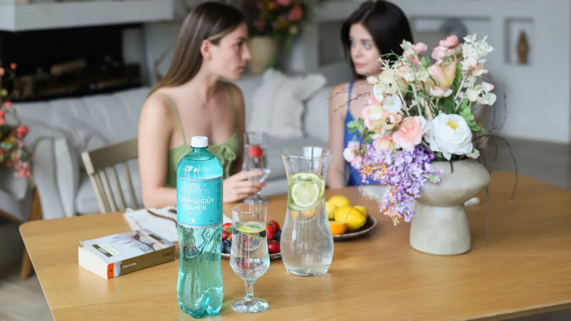 Кислая лечебная вода Фердинандов Прамен