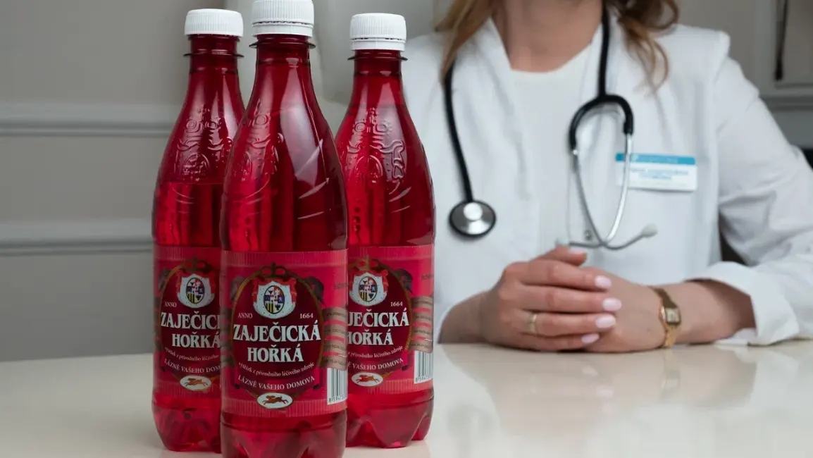 Бутылки минеральной воды Зайечицкая Горькая 0.5 литра